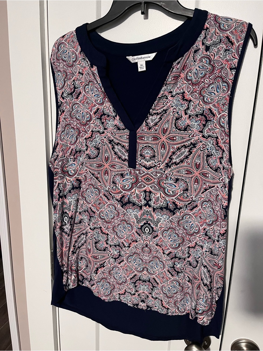 croft & barrow Navy and Pink Paisley Sleeveless V-Neck Tank